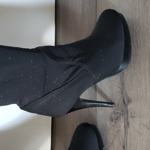 Overknee  sparkling black material boots - Picture 3 of 9